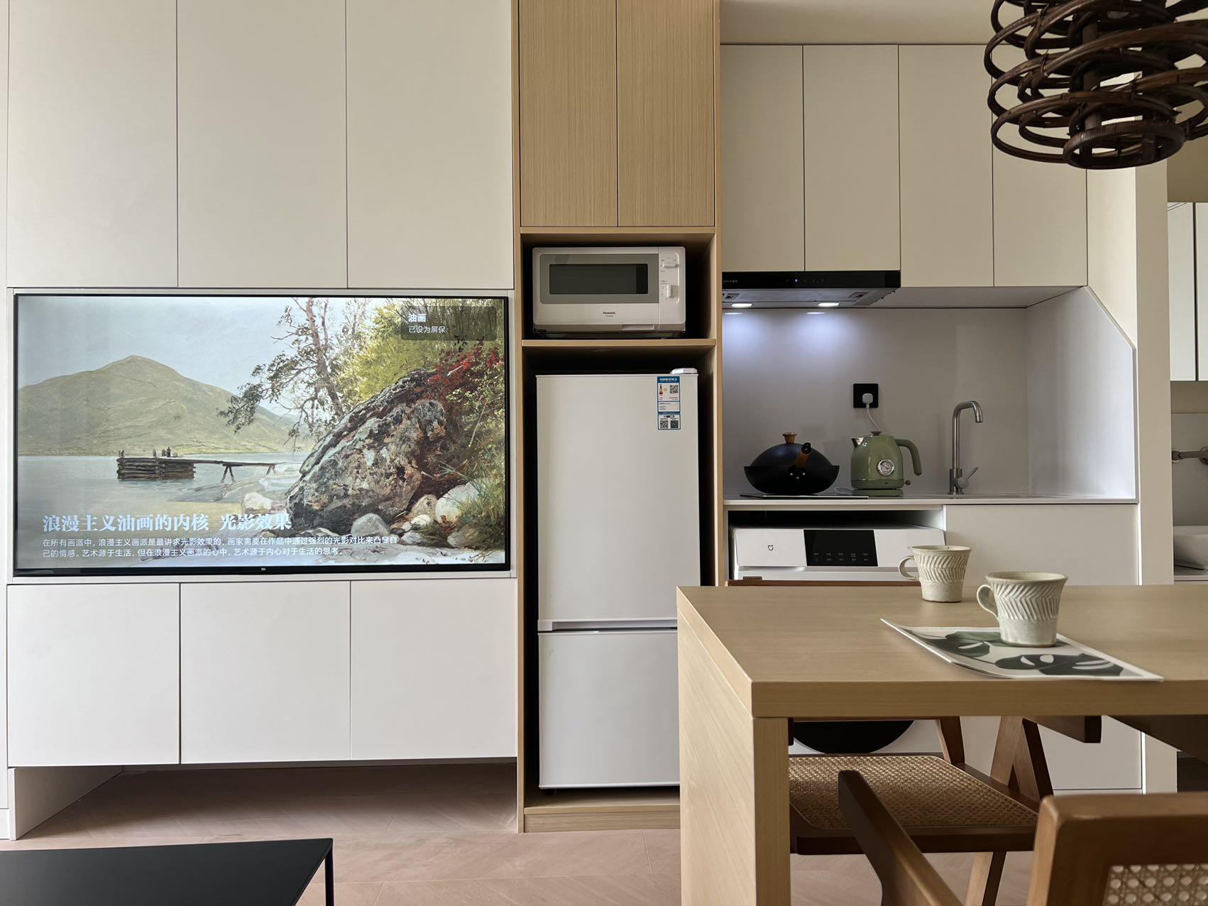 Apartment 7 - Image 1